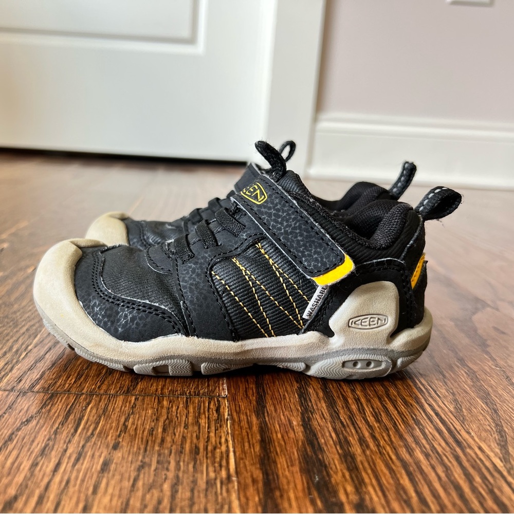 Keen knotch peak sneakers